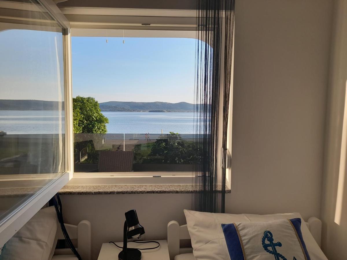 Prvi Red Do Mora Apartment *