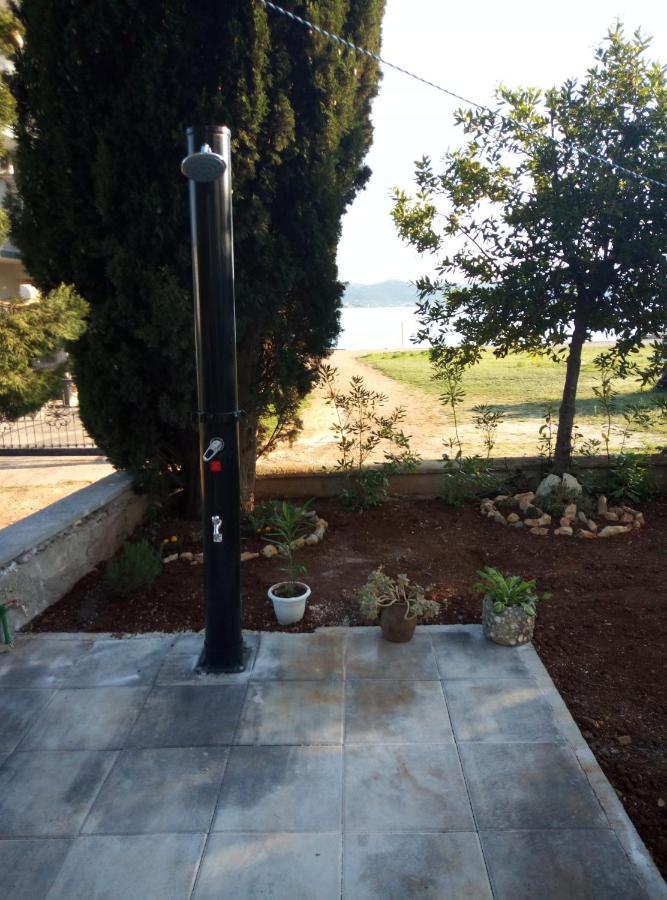 Apartment Prvi Red Do Mora *